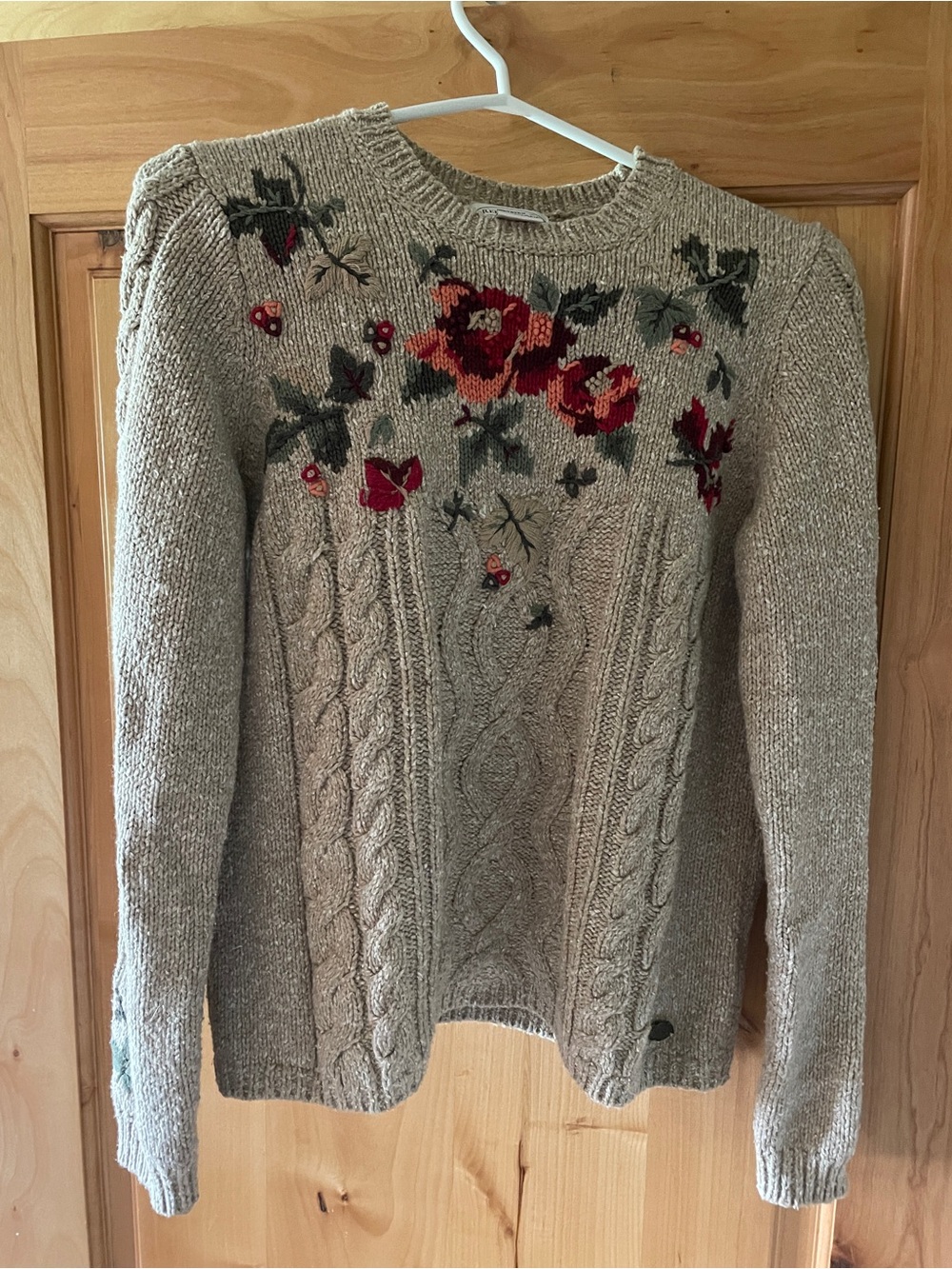 Vintage Cable Knit Sweater with Rose Embroidery